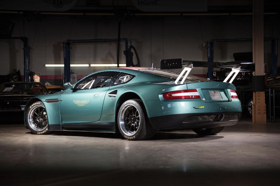  Aston Martin DBRS9 2005 года  (фото 4 из 30)